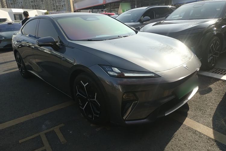 Used  L07 2025 300Ultra with DeepBlue Intelligent Driving AD PRO Extended-Range Version
