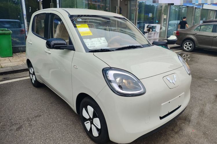 Used Wuling Hongguang MINIEV 2025 Four-Door Version Advanced Edition
