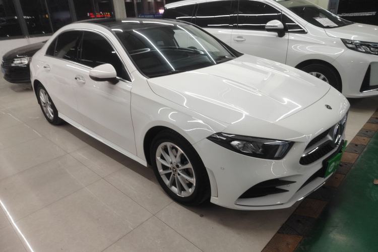 Used Mercedes-Benz A-Class 2021 A 200 L Sport Sedan Fashion Model
