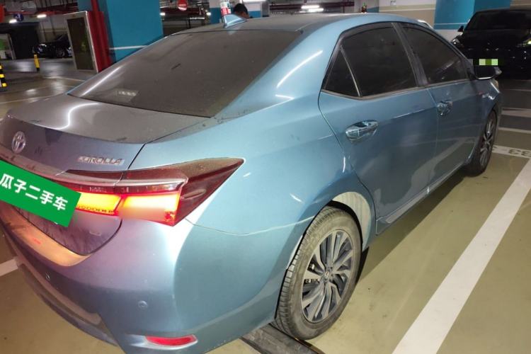 Used Toyota Corolla 2016 Dual-Engine 1.8L E-CVT Elite Edition