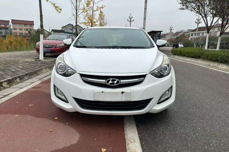 Used Hyundai Elantra 2015 1.6L Automatic Luxury Model