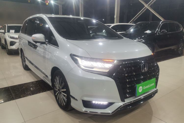 Used Honda Elysion 2024 2.0L eHEV Luxury Edition
