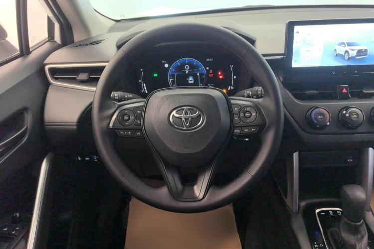 Used Toyota Corolla Cross 2024 2.0L Pioneer Edition
