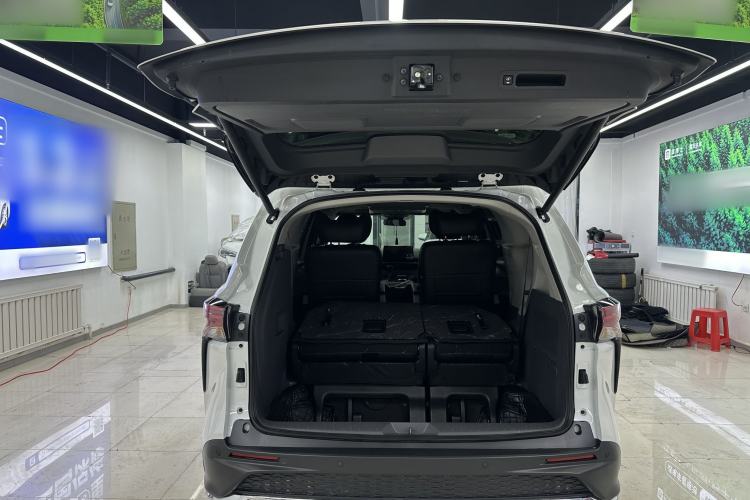 Used Toyota Granvia 2024 2.5L Hybrid Comfort Edition