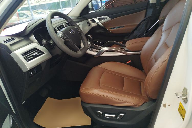 Used Geely Auto Emgrand X7 Sport 2016 1.8TD Automatic All-Wheel-Drive ZhiZun Edition
