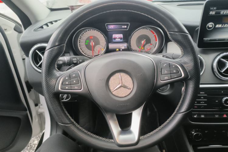 Used Mercedes-Benz GLA 2016 GLA 220 4MATIC Fashion Edition
