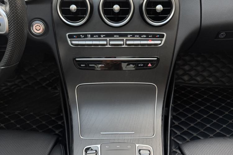 Used Mercedes-Benz C-Class 2021 C 200 L Fashion Edition Sport Version