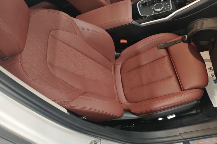 Used BMW i3 2022 eDrive 35 L
