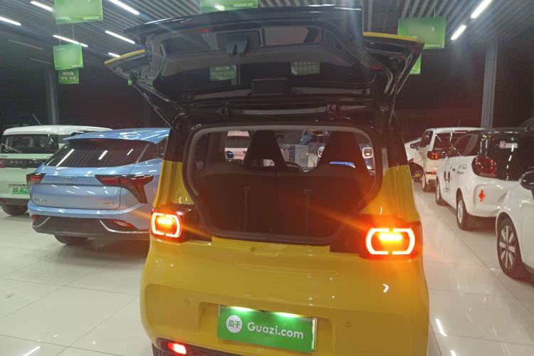 Used Wuling Hongguang MINIEV 2021 Macaron Fashion Model Lithium Iron Phosphate
