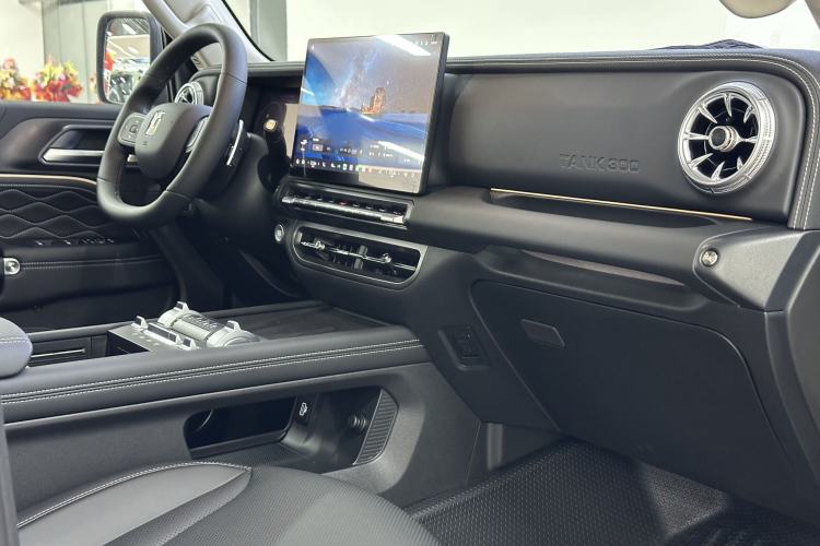 Used Tank 300 2025 2.0T Conqueror
