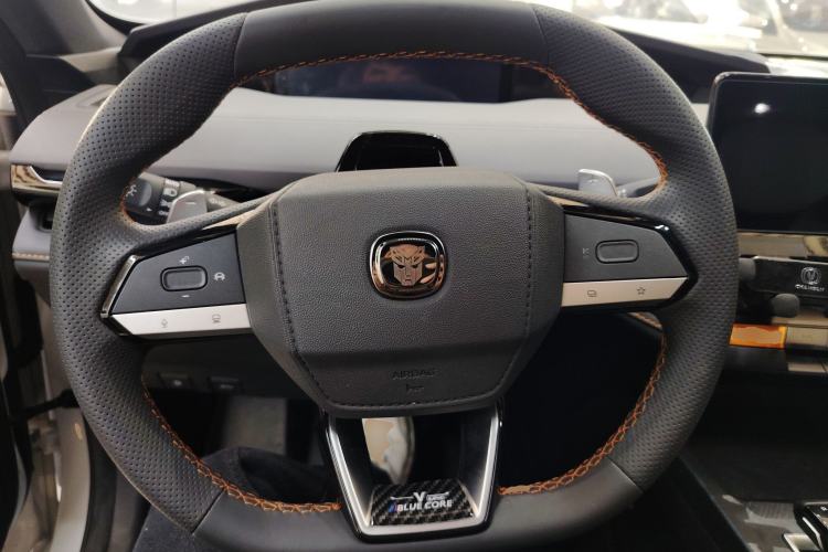 Used Changan UNI-V 2022 1.5T Prestige Version