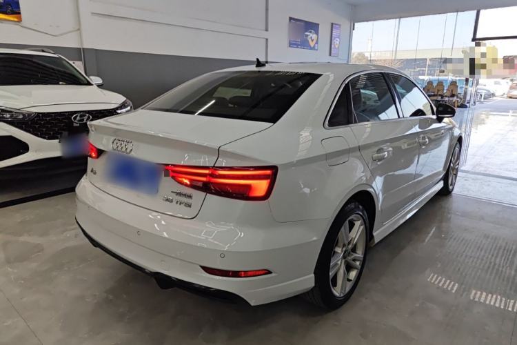 Used Audi A3 2019 Limousine 35 TFSI Fashion Edition China V standard
