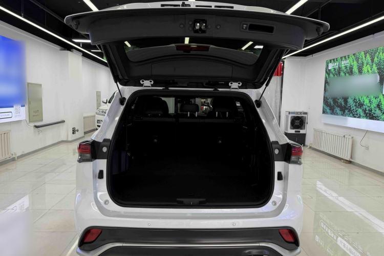 Used Toyota Crown Land Cruiser 2023 2.5L HEV Four-Wheel Drive Luxury Edition
