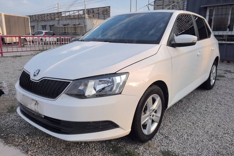 Used Skoda Fabia 2017 1.4L Automatic Car Enjoy Edition
