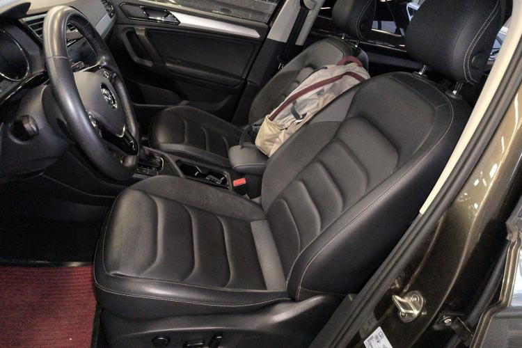 Used Volkswagen Tiguan L 2019 Updated Version 330TSI Automatic Two-Wheel Drive Panoramic Comfort Edition China VI Standard