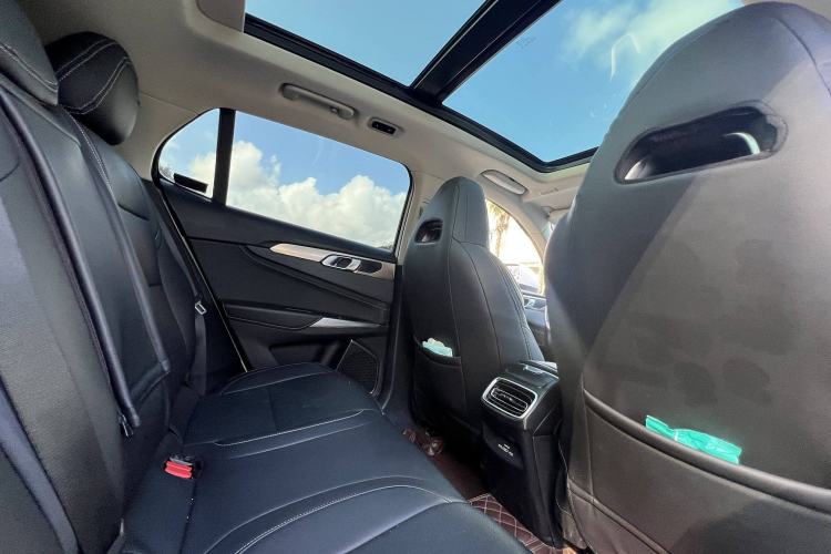 Used Lynk & Co 01 2017 2.0T Two-Wheel Drive Pro Edition
