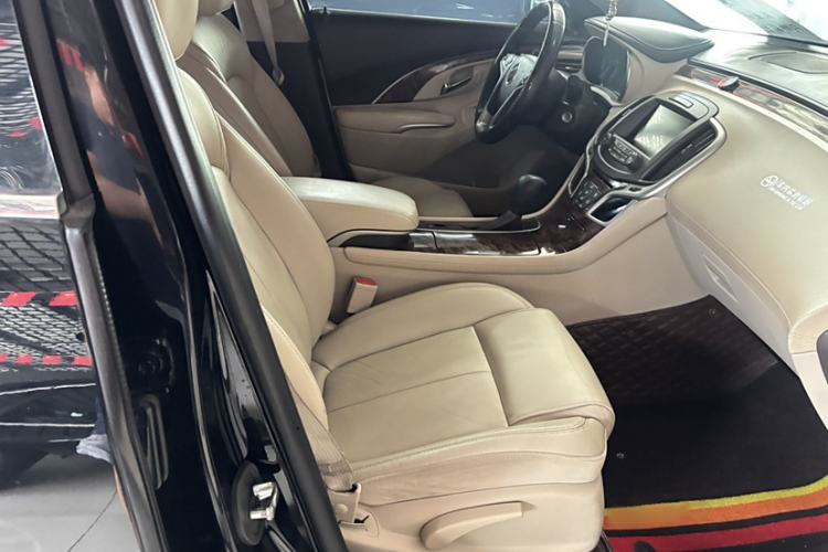 Used Buick LaCrosse 2013 2.4L SIDI Leading Comfort Version
