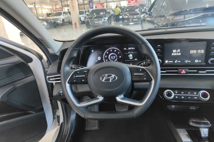 Used Hyundai Elantra 2021 1.5L CVT GLX Elite Edition
