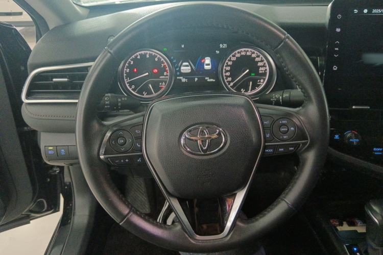 Used Toyota Camry 2021 2.0G Luxury Edition