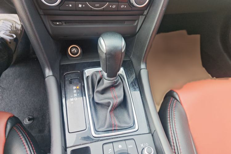 Used Mazda Mazda 3 Axela 2017 Hatchback 1.5L Automatic Luxury Model Emission Standard China V
