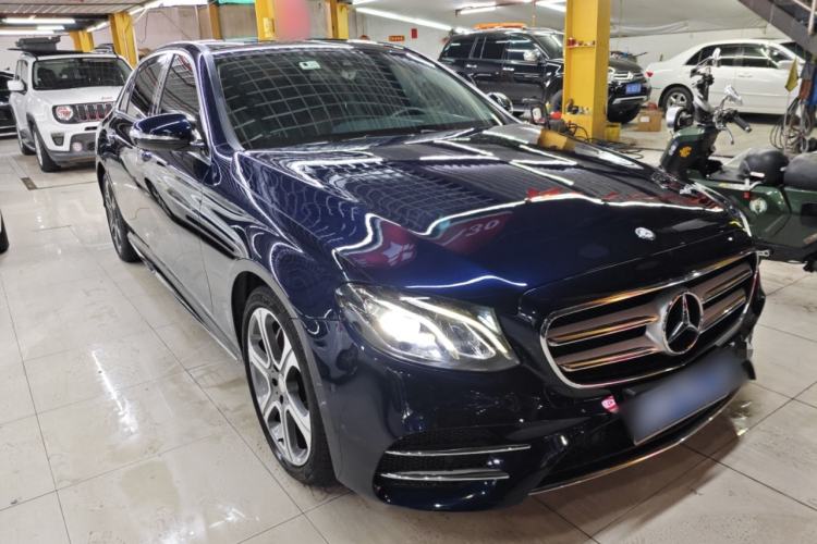 Used Mercedes-Benz E-Class 2016 E 300 L Sporty and Stylish Model