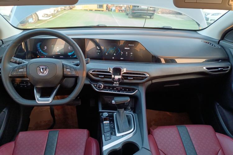 Used Changan Eado 2021 PLUS Blue Whale NE 1.4T GDI DCT Prestige Model
