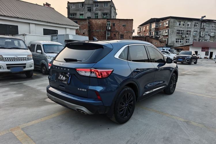 Used Ford Escape 2024 EcoBoost 245 Two-Wheel-Drive Titanium Edition
