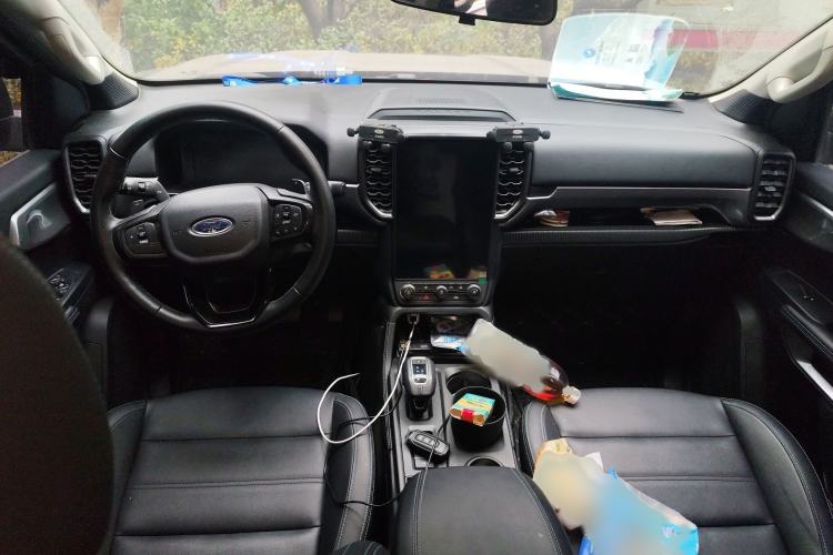 Used Ford Ranger 2023 Shanlin Two-Wheel Drive Automatic Version Gasoline
