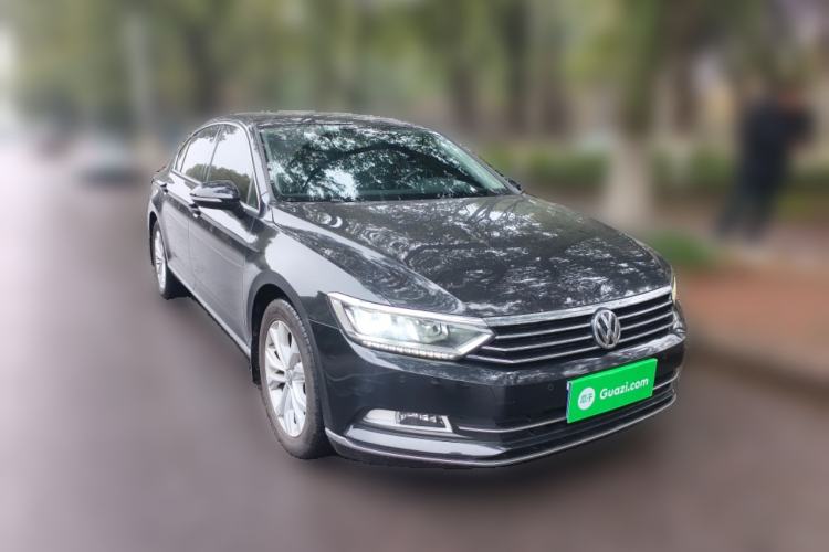 Used Volkswagen Magotan 2019 330TSI DSG Luxury Version China VI Standard