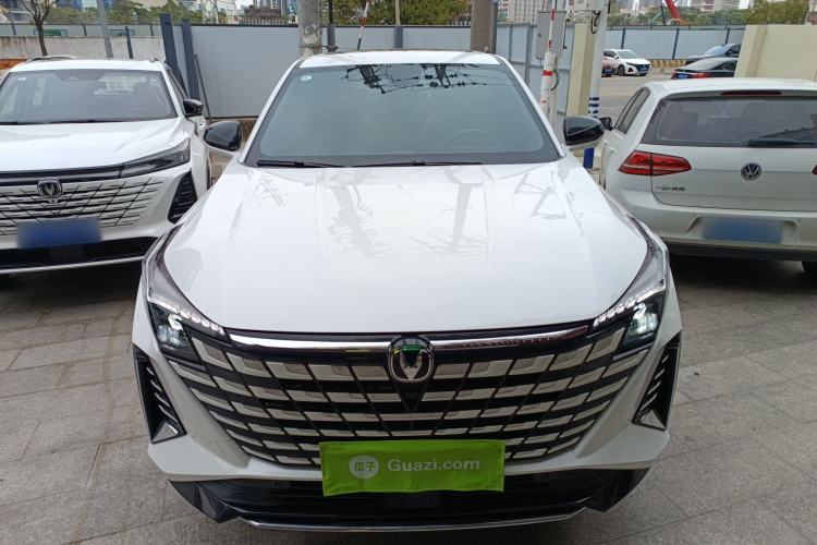 Used Changan UNI-Z New Energy 2024 Blue Whale Smart Electric iDD 125km Excellence Model
