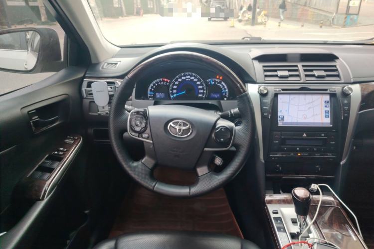 Used Toyota Camry 2015 2.5G Luxury Navigation Edition