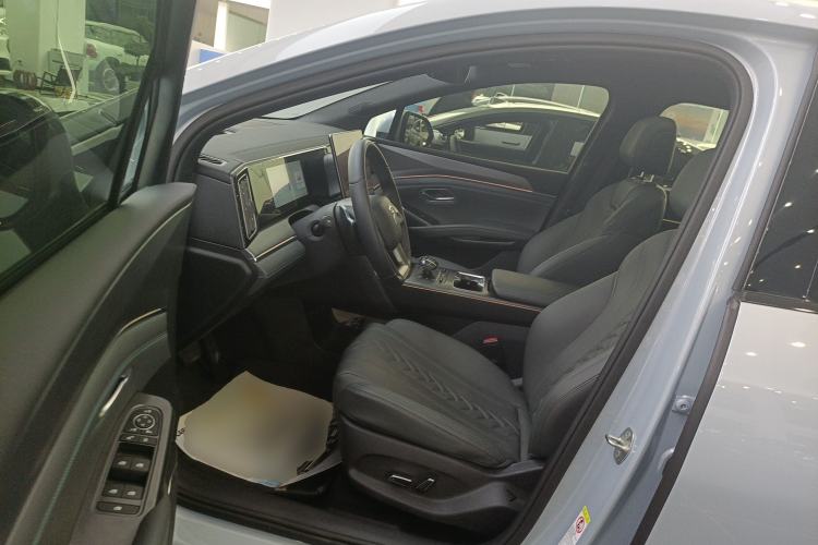 Used BYD Song L DM-i 2025 Intelligent Driving Version 160 km Beyond-Range Type