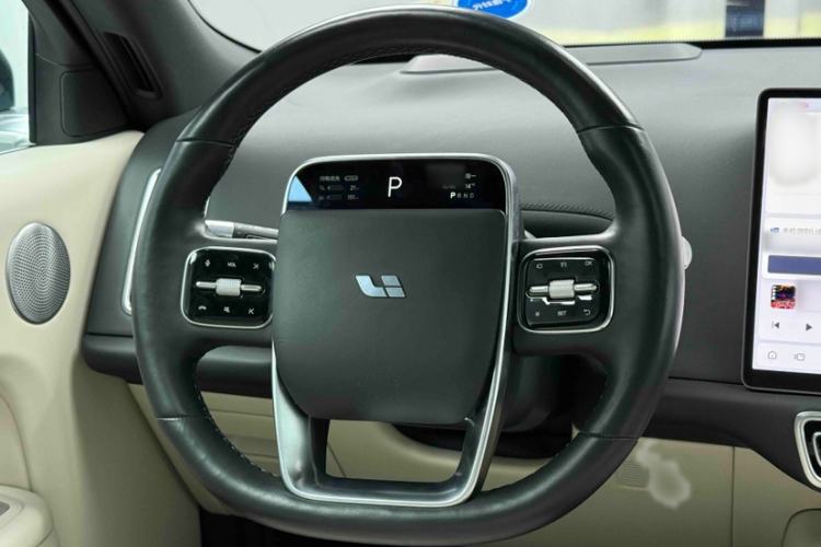 Used Li Auto L9 2022 Max model
