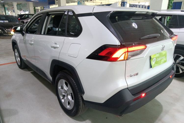 Used Toyota RAV4 2024 2.0L CVT Two-Wheel Drive Urban Edition
