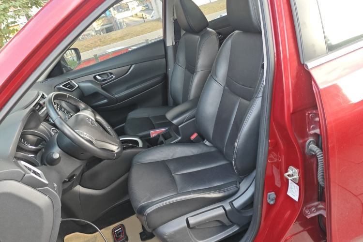 Used Nissan X-Trail 2014 2.0L CVT Comfort Edition 2WD
