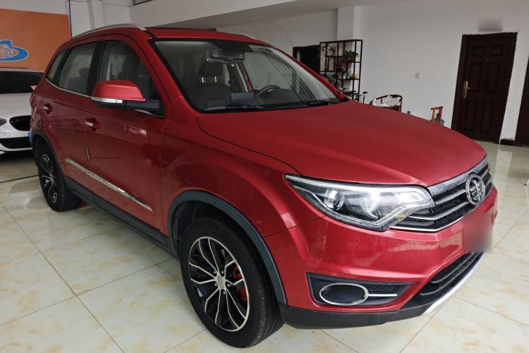 Used FAW Senya R7 2016 1.6L Manual Prestige Edition
