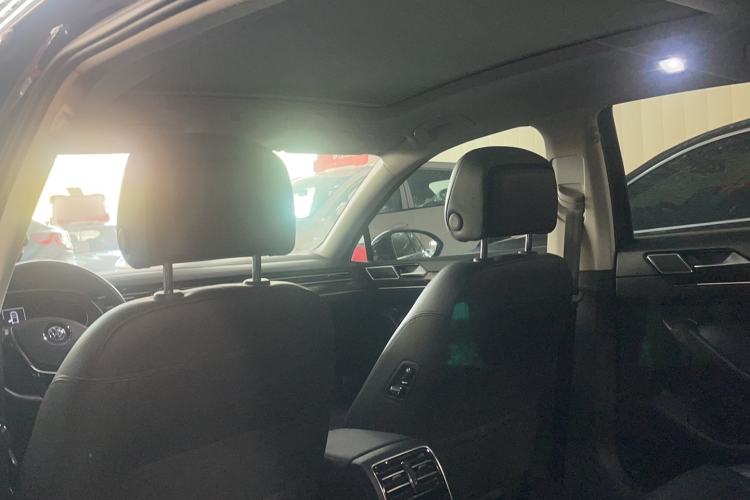 Used Volkswagen Magotan 2019 330TSI DSG Leading Model China VI Standard