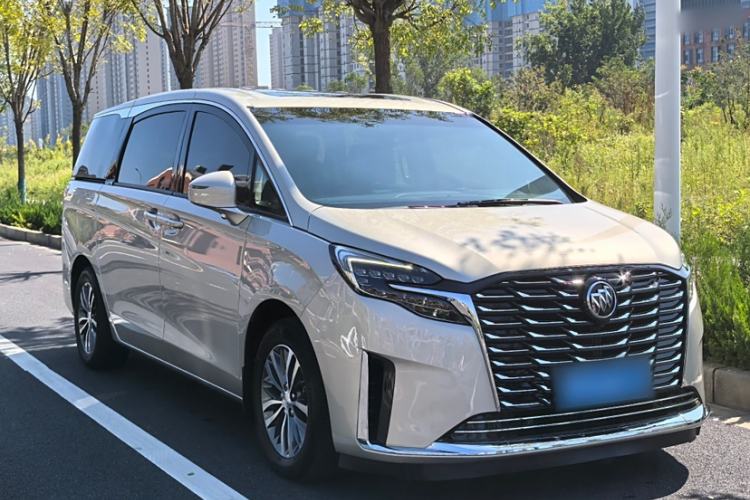 Used Buick GL8 2022 ES Landtrek 653T Comfort Edition
