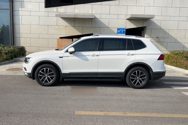 Used Volkswagen Tiguan L 2018 Facelift 330TSI Automatic Two-Wheel Drive Luxury Edition
