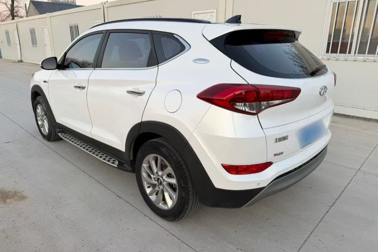 Used Hyundai Tucson 2018 1.6T Dual-Clutch Two-Wheel Drive 15th Anniversary Special Edition