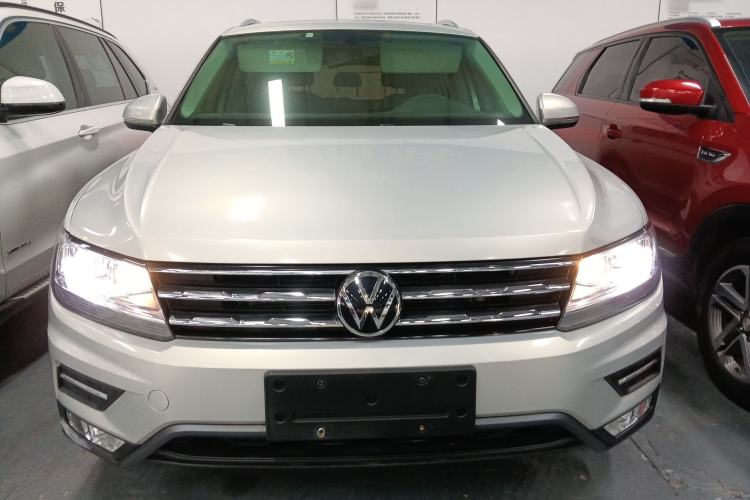 Used Volkswagen Tiguan L 2021 280TSI Automatic Two-Wheel Drive Smart Edition

