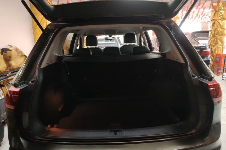 Used Volkswagen Tiguan L 2018 330TSI Automatic Two-Wheel Drive Luxury Edition
