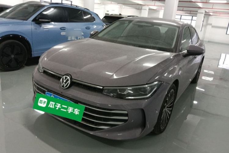 Used Volkswagen Passat 2025 Pro 380TSI Dragon Supreme Edition