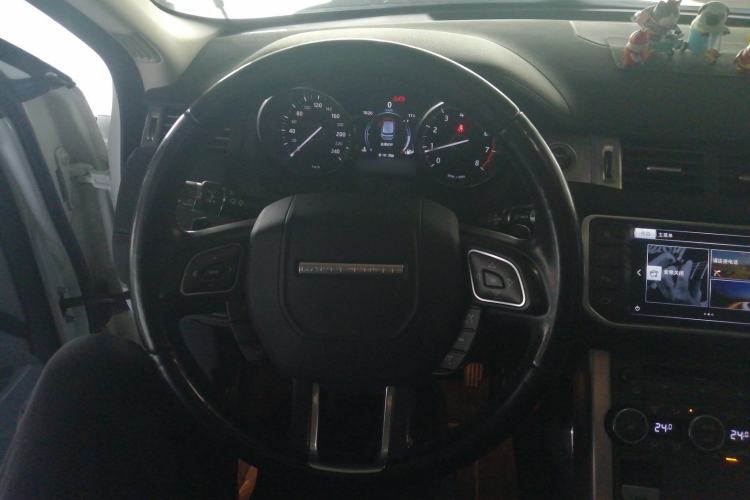 Used Land Rover Range Rover Evoque 2016 2.0T SE PLUS Smart Enjoyment Edition
