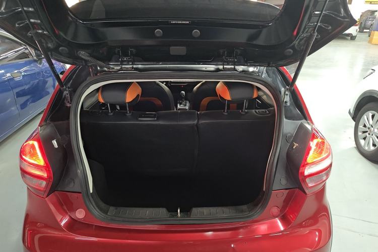 Used Geely Auto Vision X1 2017 1.3L Automatic Player Edition
