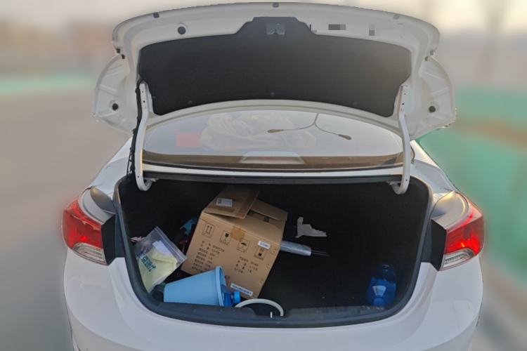 Used Hyundai Elantra (5th Generation / Langdong) 2015 1.6L Manual Leading Model
