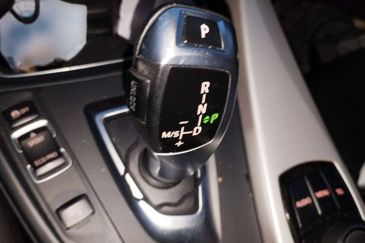 Used BMW 3 Series 2014 320Li Fashion Model
