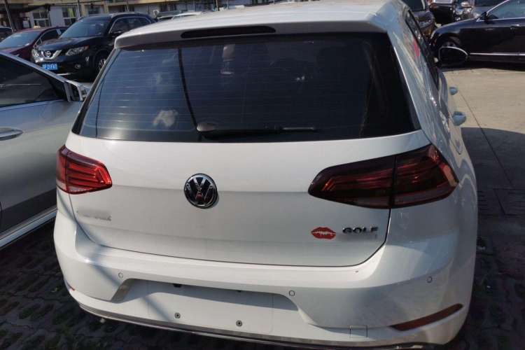 Used Volkswagen Golf 2018 230TSI Automatic Comfort Model
