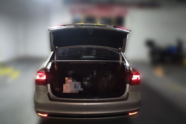 Used Volkswagen Bora 2017 1.6L Manual Fashion Model