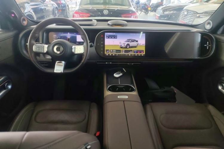 Used  #5 2024 Ultra-Long Range Extraordinary Journey Luxury Edition